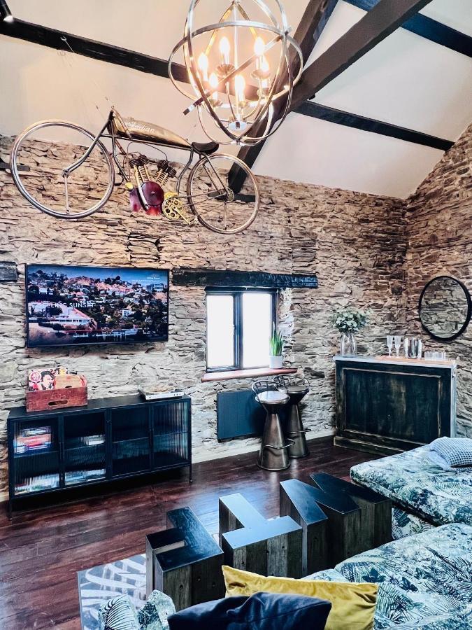 Loft 11 Stunning Luxury Nyc Loft Style Interior Designed 2Bd Apartment Excellent City Centre Location Mezzanine Cinema Room Designer Furniture Amazing Space Douglas Zewnętrze zdjęcie