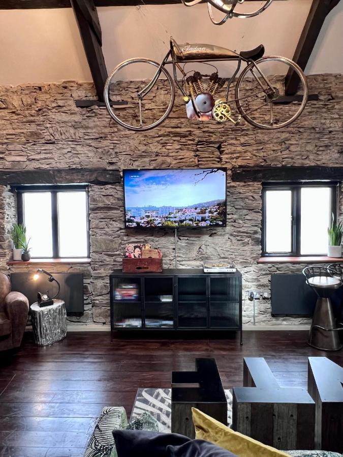 Loft 11 Stunning Luxury Nyc Loft Style Interior Designed 2Bd Apartment Excellent City Centre Location Mezzanine Cinema Room Designer Furniture Amazing Space Douglas Zewnętrze zdjęcie